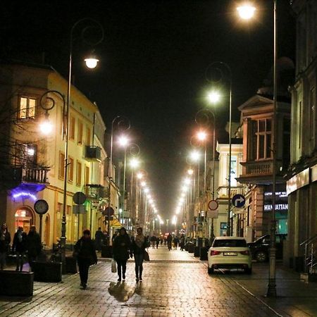 Apartamenty Centrum Mala Dwojeczka Blekitna Panoramiczna Balkonem Promenada Kielce Esterno foto