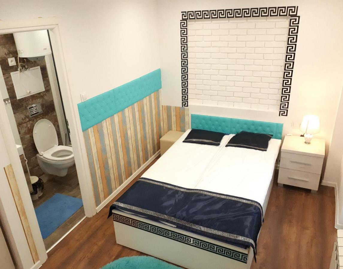 Apartamenty Centrum Mala Dwojeczka Blekitna Panoramiczna Balkonem Promenada Kielce Esterno foto